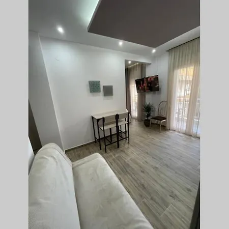 Comfort And Seaview Nea Paralia Апартаменти *
